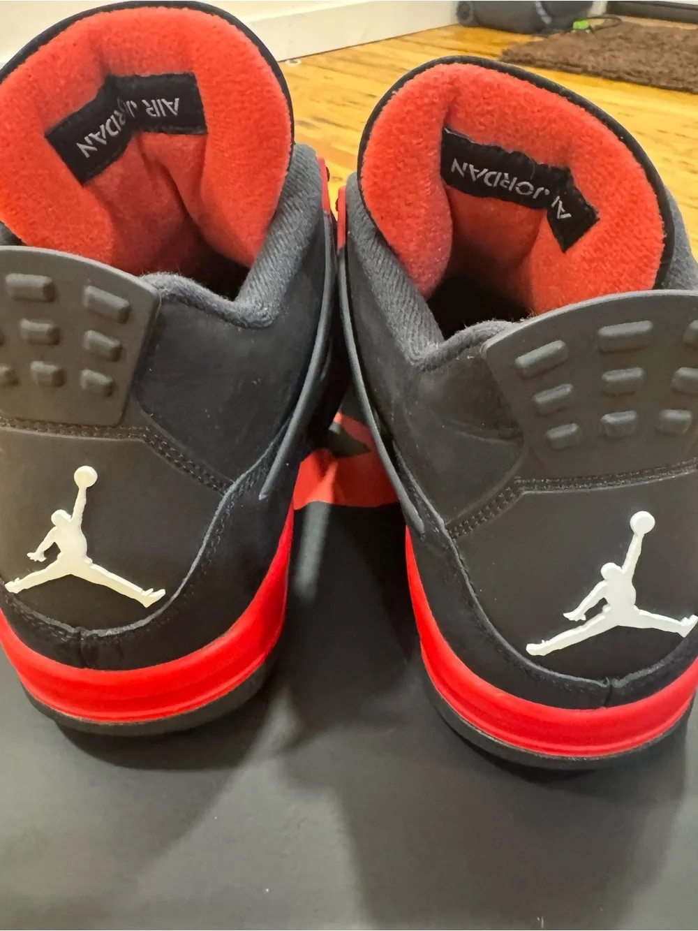 Jordan IV “Red Thunder”